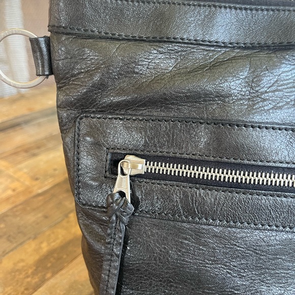 Authentic Excellent Condition Balenciaga Large Classic Clip Clutch Bag - Picture 3 of 17